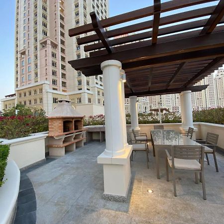 Retaj Baywalk Residence Доха Екстериор снимка