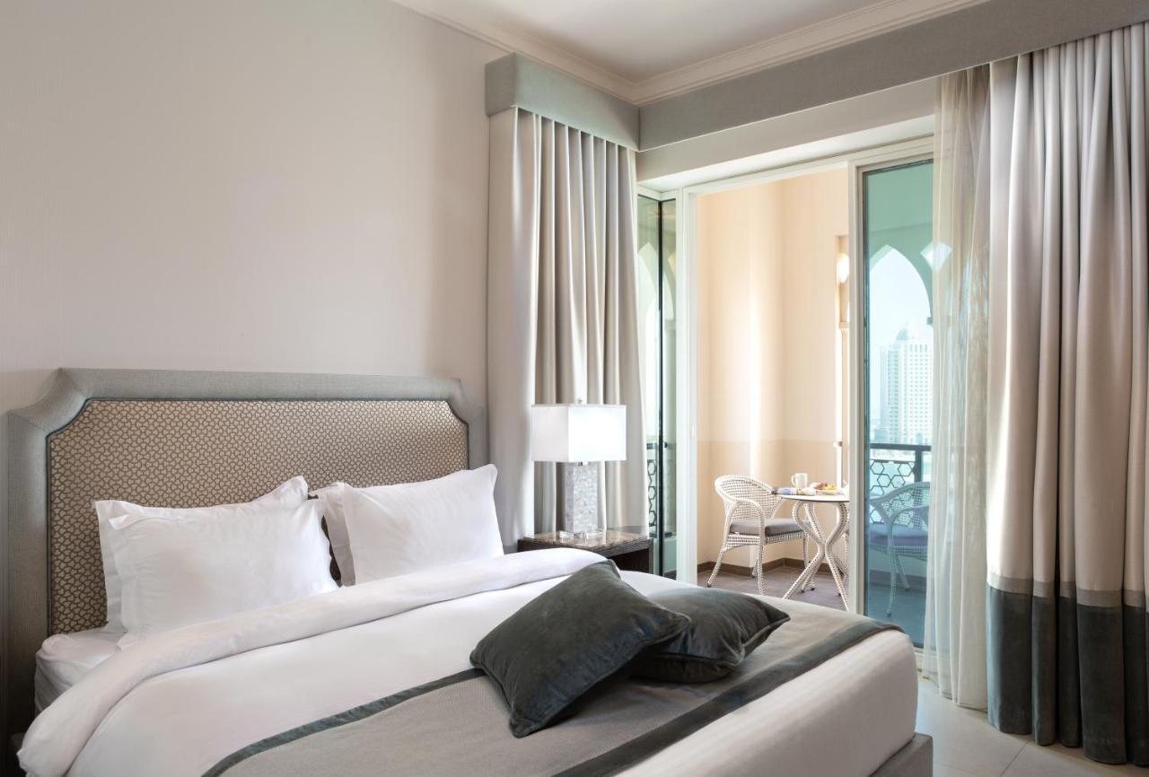 Retaj Baywalk Residence Доха Екстериор снимка