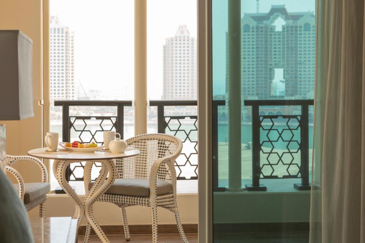 Retaj Baywalk Residence Доха Екстериор снимка
